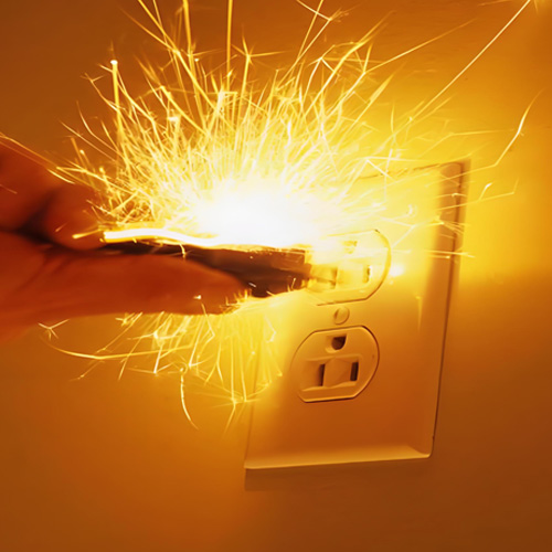 laptop charger sparks plug in 01